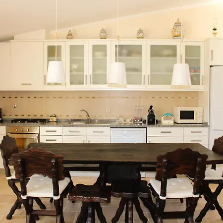 Casa Andorinhas - - Nazare Alcobaca Gasthof